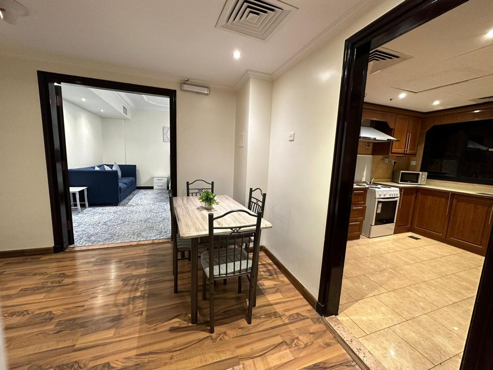 אל-מדינה Zad Al Eman Suites Hotels חדר תמונה