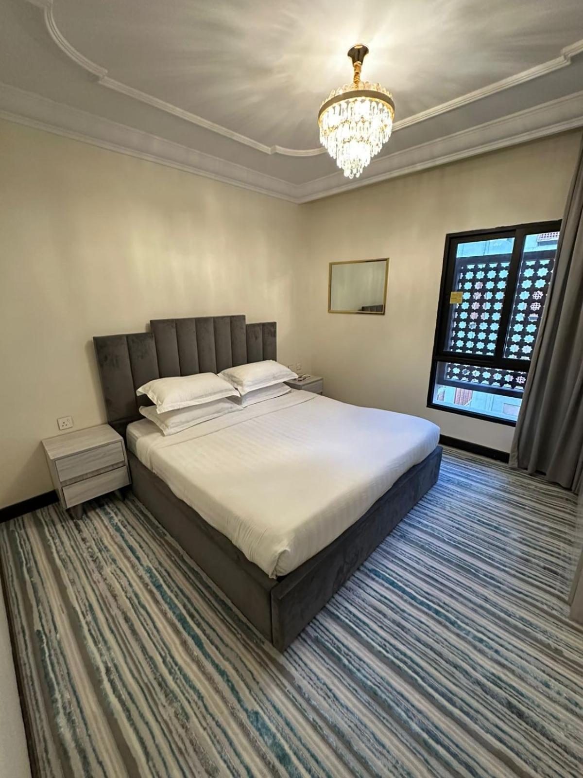 אל-מדינה Zad Al Eman Suites Hotels חדר תמונה
